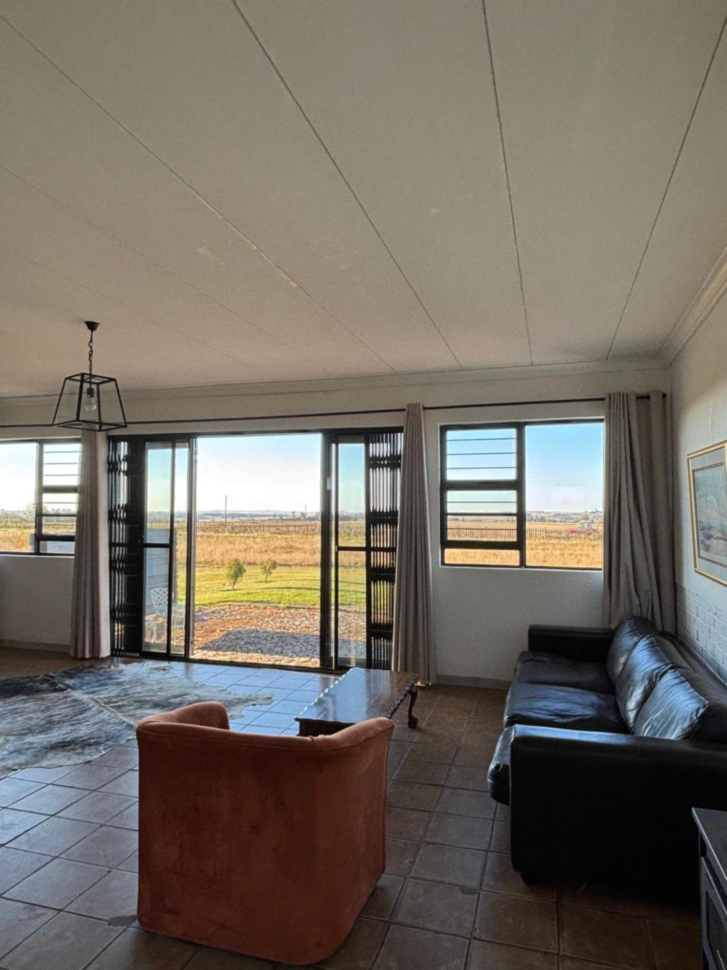 Dewdrop Farm Stay Ermelo Exteriör bild