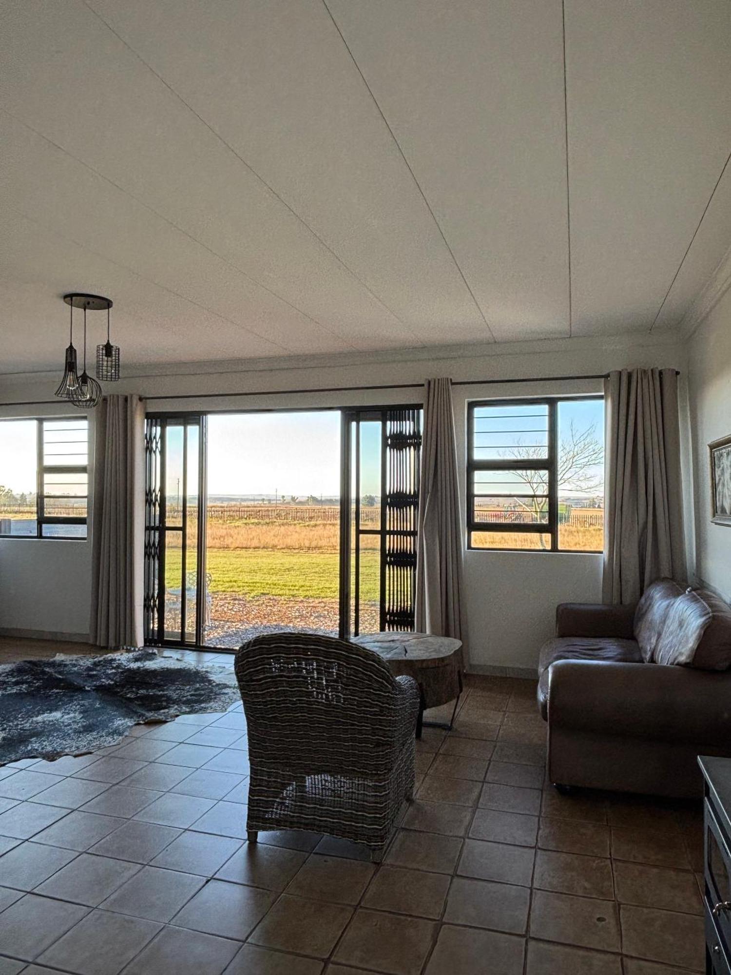 Dewdrop Farm Stay Ermelo Exteriör bild