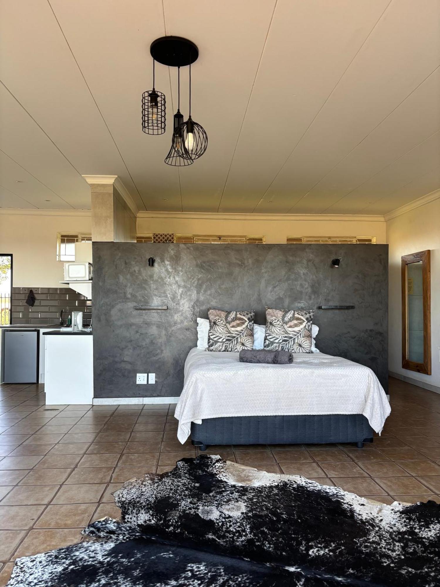 Dewdrop Farm Stay Ermelo Exteriör bild